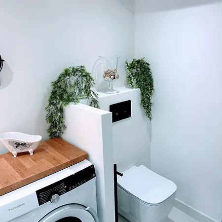 Peaceful Oasis In D'hiver Apartment
