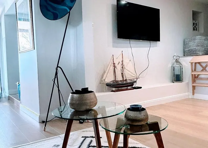 Peaceful Oasis In D'hiver